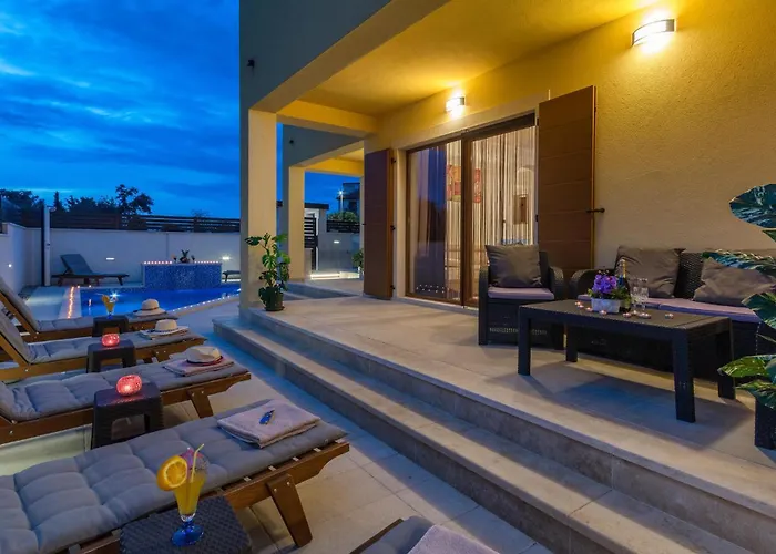 3 Bedroom Lovely In