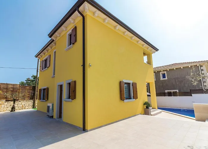 3 Bedroom Lovely In